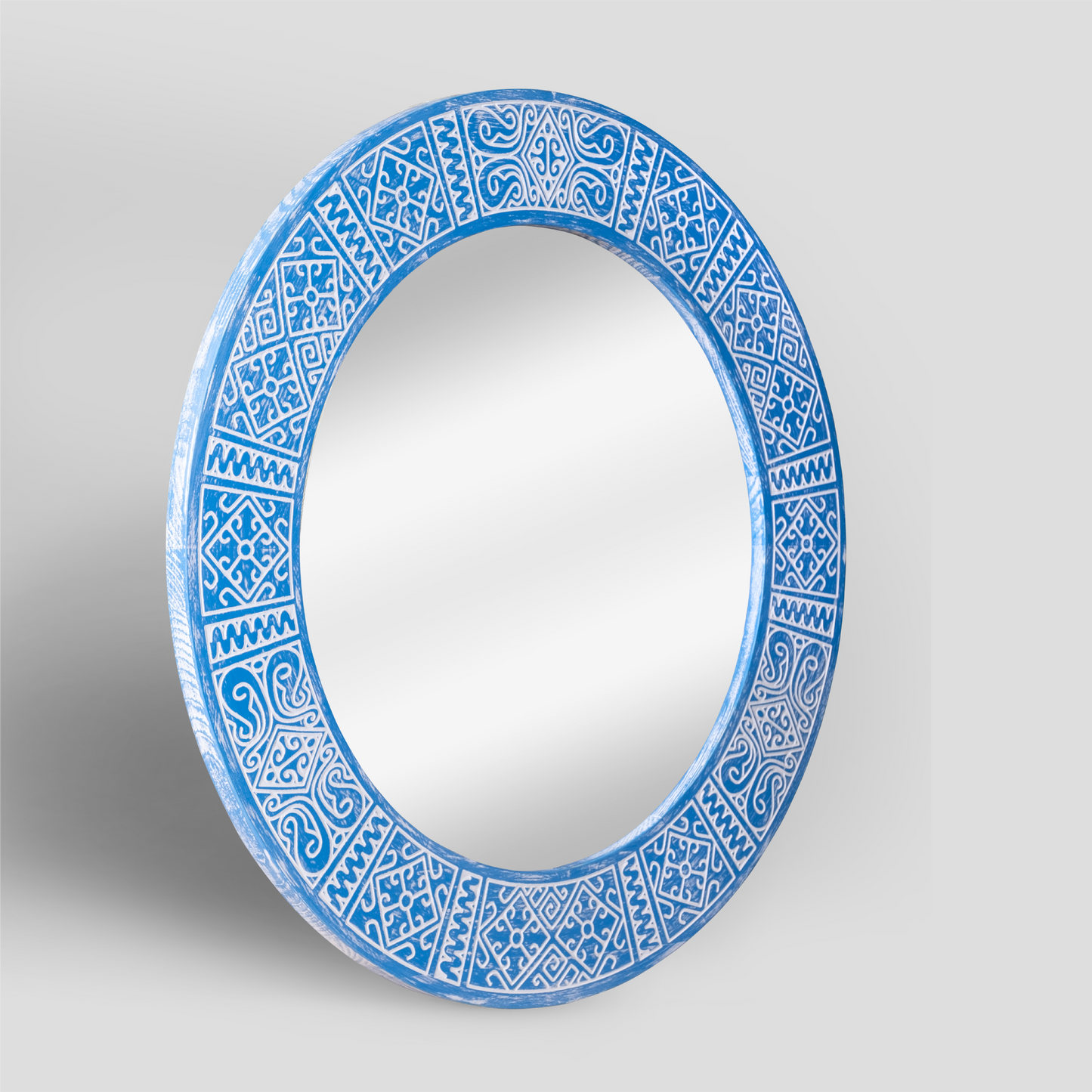 Round Bathroom Mirror Balian 32"