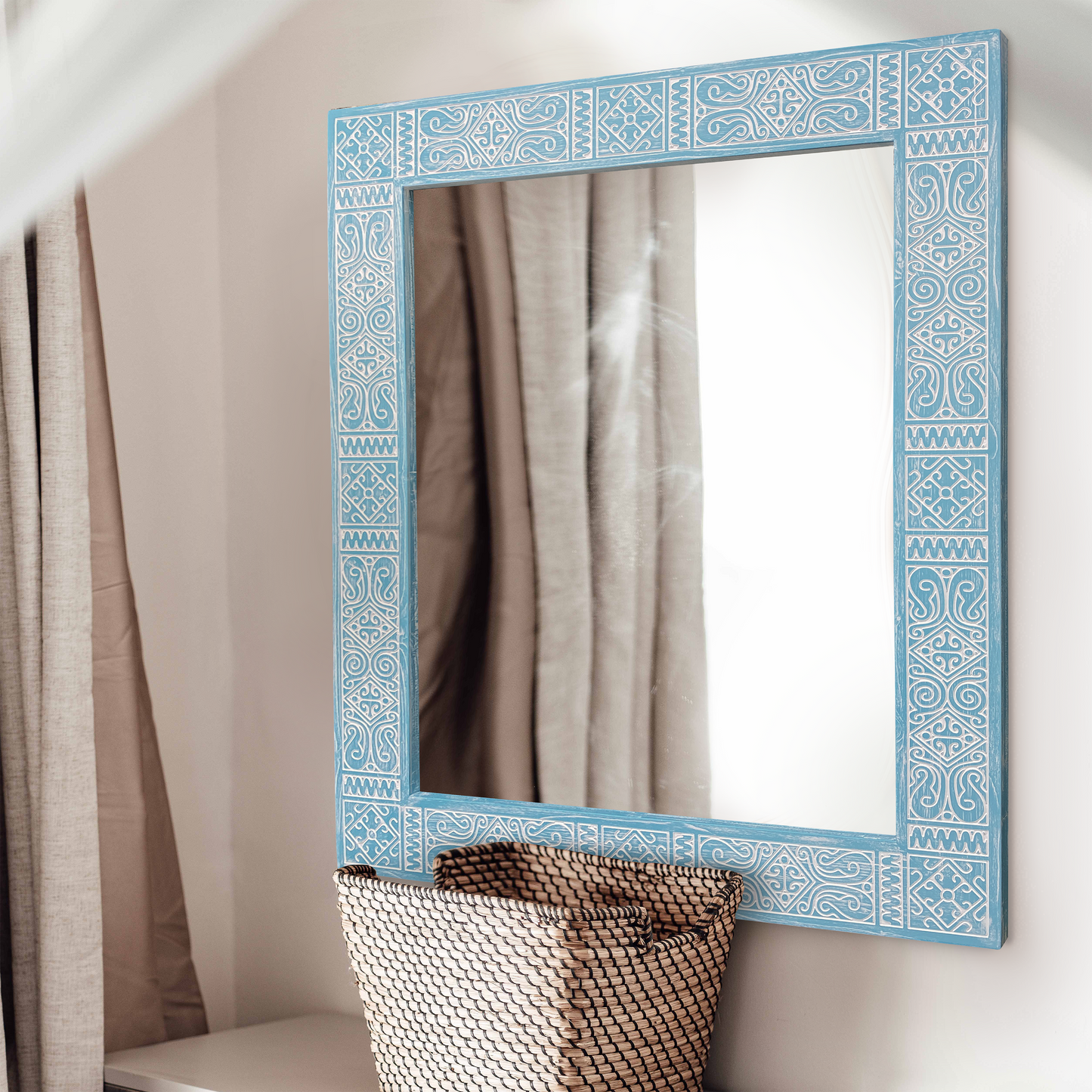 Wood Wall Mirror Balian 35x43